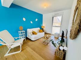 Casa turquoise，位于圣茹昂代盖雷特的酒店