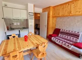 Studio cosy 4 pers proche ski & village parking gratuit