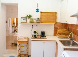 Chrysa s house，位于伊兹拉的酒店