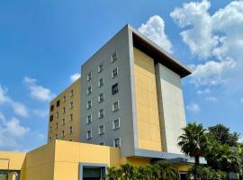 HB科尔多瓦酒店，位于科尔多瓦的酒店