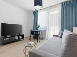 Blue Moon Apartment with Free Parking