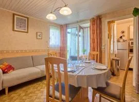 T2 bis lumineux avec véranda, parking gratuit, wifi, proche nature - FR-1-841-33