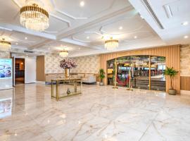 Palms Hotel & Retreat By Palette London Romford，位于Hornchurch的酒店