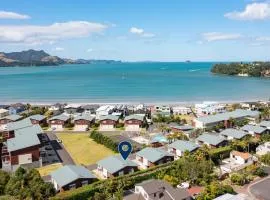 Whitianga Coastal Stay, Cosy Studio at Oceans Resort