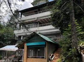Cozy 2 Bedrooms Cottage Apartment Changla Gali