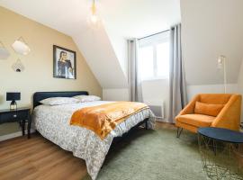Le Kastel Roc'H I Coliving，位于普卢加斯泰勒-达乌拉斯的酒店