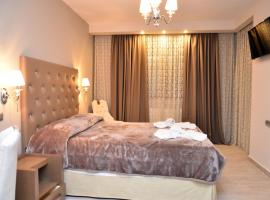 科纳基酒店，位于阿尔奈阿的带热水浴缸的酒店