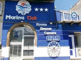 Marina Club