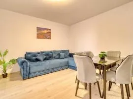 Militari Residence Deluxe 3 Rooms