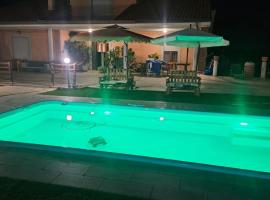 Villa Marusia，位于Tollo的酒店