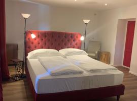 Hotel du Lac Parc & Residence，位于拉瓦罗内的酒店