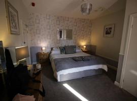 Stanley Arms，位于霍利黑德的带停车场的酒店