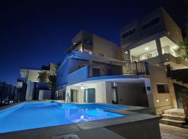 GV - Holiday home with MagnaPool，位于马卡尔斯卡的酒店