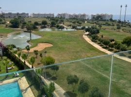 Marina golf 1，位于艾西拉的酒店