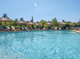 Lodges en Provence - Ecogîtes & Restaurant insolites，位于Richerenches的酒店