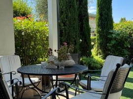 Eden Patio 26，位于伊塞奥的酒店