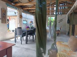 Vera's Home，位于阿纳克利亚的酒店