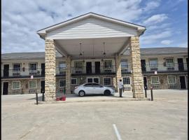 General Bragg Inn & Suites By OYO Chickamauga，位于Chickamauga的酒店