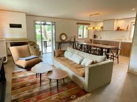 Ideal house for family vacations, peaceful setting