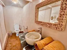Simba Luxury Camp