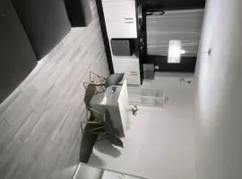 Charming Loft steps from the Angel