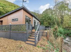 The Powys Lodge