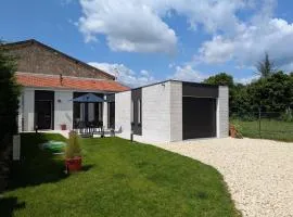 Gîte Moderne et Chaleureux pour 4 à Milly-sur-Bradon - FR-1-585-177