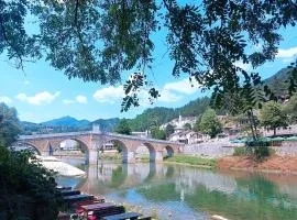 Bridge Town