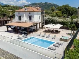 5 Bedroom Awesome Home In Casalvelino