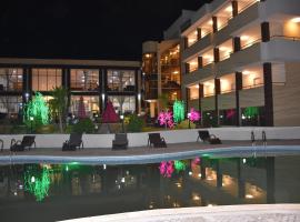 The Ruth Hotel，位于Bilajig的酒店