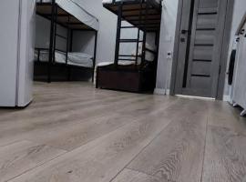 Квартира ЦТ Алматы Иссыкуль，位于乔尔蓬阿塔的酒店