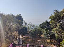 Serene Stay in Nahan, Himachal，位于纳汉的酒店