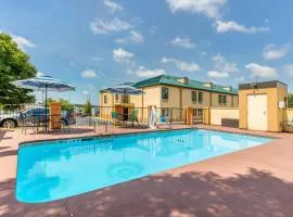 Quality Inn Auburn Campus Area I-85