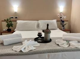 Giole Hotel，位于切塞纳蒂科的酒店