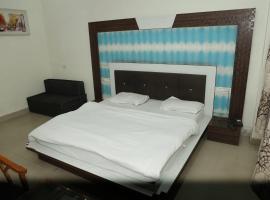 hotel mayur，位于Kurukshetra的酒店