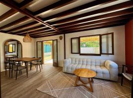 Maison au charme créole - Accès privé à la plage，位于厄唐萨雷的酒店