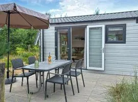 Cozy Stacaravan In Biddinghuizen