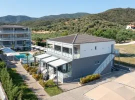 Astra Sarti Luxury Suites