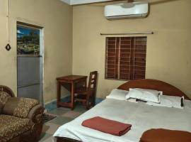 City Abashik Hotel，位于Bara Āchra的酒店