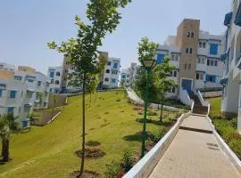 Beautiful apartment in secure residence with pool