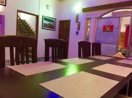 Precious inn
