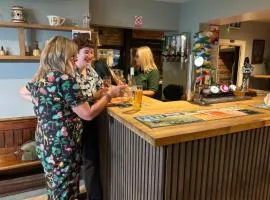 The Boughton Peterchurch - Pub Grub & B&B