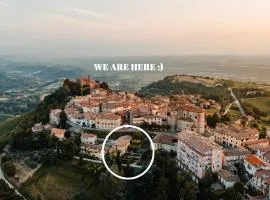 Maison typique avec vue sur les vignes des Langhe