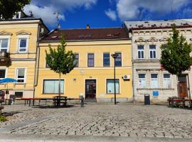 Dům Slunce，位于斯姆尔克山麓新城的酒店