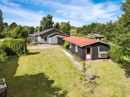 Cozy Summer House In Nykøbing Sjælland，位于尼克宾西兰岛的酒店