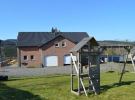 Grand gîte calme à proximité du circuit de Spa-Francorchamps - Gîte la Bruyère，位于斯塔沃洛的酒店