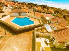 South Side, Pool, BBQ and AIR CONDITIONING