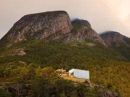Speilhus med badestamp - en unik naturopplevelse