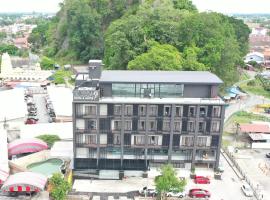 Elissa Hotel & Suites，位于Gua Sai的酒店