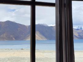 Khayoul Cottage Pangong Lukung，位于斯潘格米克的酒店
